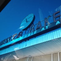 3/11/2012にH-MonStar R.がSapienza Bake Shopで撮った写真