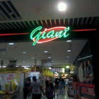 Photo taken at Giant Hypermarket by CounteSs Wnf on 5/22/2012