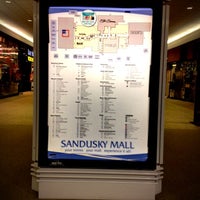 Das Foto wurde bei Sandusky Mall von Andrew A. am 7/19/2012 aufgenommen