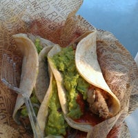 Photo taken at Chipotle Mexican Grill by Minnie M. on 8/13/2012