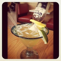Photo taken at Chili&#39;s Grill &amp; Bar by siяhכ . on 5/3/2012