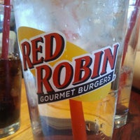 Photo taken at Red Robin Gourmet Burgers and Brews by Sarah on 7/14/2012