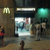 Photo taken at McDonald&amp;#39;s by Rodrigo V. on 8/21/2012