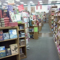 Photo taken at Half Price Books by Juan U. on 8/18/2012