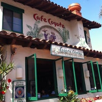 Foto tirada no(a) Cafe Coyote por Ming C. em 5/20/2012