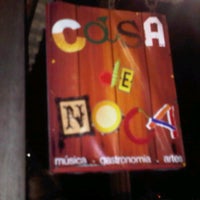 รูปภาพถ่ายที่ Casa de Noca โดย Juan G. เมื่อ 3/4/2012
