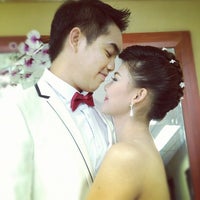 Photo taken at Gee Gee Bridal Boutique by ทัศรีย์ ส. on 6/2/2012