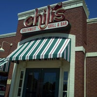 Photo taken at Chili&amp;#39;s Grill &amp;amp; Bar by Mike T. on 5/22/2012