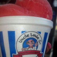 Photo taken at Uncle Louie G&amp;#39;s Italian Ices &amp;amp; Ice Cream by Dawn K. on 8/24/2012