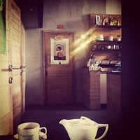 Photo taken at Long Tale Café by Lada 🦕 on 3/19/2012