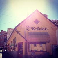 Photo taken at Kränku Te &amp;amp; Kaffe by Oskar D. on 6/30/2012