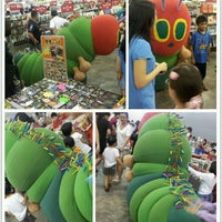 Photo taken at Popular Sale @ Expo by Kimmie T. on 5/26/2012