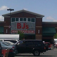 Photo taken at BJ&amp;#39;s Wholesale Club by DjMikelover S. on 5/10/2012