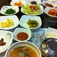 Photo taken at Jang Shou Korean BBQ by Richelle on 5/21/2012