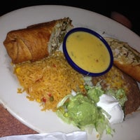 รูปภาพถ่ายที่ Abuelo&amp;#39;s Mexican Restaurant โดย Tara เมื่อ 5/12/2012