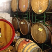 Foto tirada no(a) Tedeschi Family Winery por Brian S. em 6/2/2012