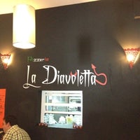 Foto diambil di La Diavoletta oleh Samuel H. pada 5/23/2012
