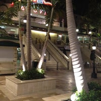 Photo taken at CocoWalk Shopping Center by Sherydan F. on 4/18/2012