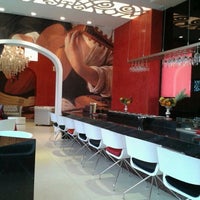 Foto diambil di Restaurante La Platea oleh Mathi R. pada 5/4/2012