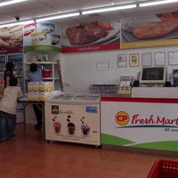 Photo taken at CP Fresh Mart by จักรยานดำน้ำ B. on 4/1/2012