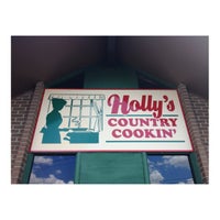 Photo taken at Holly&amp;#39;s Country Cookin&amp;#39; by Austin W. on 7/25/2012