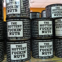 Снимок сделан в Try My Nuts Nut Company пользователем john k. 7/23/2012
