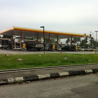 Photo taken at Shell by Tan J. on 5/29/2012
