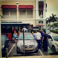 6/22/2012 tarihinde @antjphotogziyaretçi tarafından Lauderdale Grill'de çekilen fotoğraf