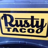 Foto tomada en Rusty Taco  por Noah R. el 6/5/2012