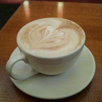 3/4/2012 tarihinde Milo A.ziyaretçi tarafından Caffè Art Java'de çekilen fotoğraf