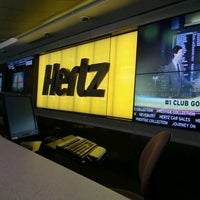 Foto tirada no(a) Hertz por BLeo L. em 8/21/2012