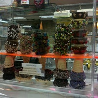 Photo taken at Scoops Ice Cream by Terrell J. on 8/9/2012