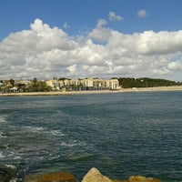 Foto diambil di Passeio Marítimo de Oeiras oleh Jah G. pada 4/17/2012