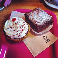 Photo prise au Spirito Cupcakes &amp;amp; Coffee par João P. le6/9/2012