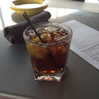 รูปภาพถ่ายที่ Rumba Rum Bar &amp;amp; Satay Grill โดย Meghan C. เมื่อ 8/23/2012