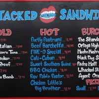 Foto tirada no(a) Stacked Sandwich por Ben K. em 7/13/2012