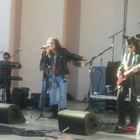 2/12/2012にYvonne L.がGarlic Festivalで撮った写真