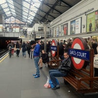 Photo taken at Platform 4 (W&amp;#39;bound District) by Ree S. on 4/4/2012