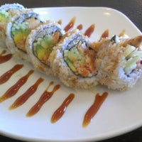 Photo taken at Wow Bento &amp;amp; Roll by Jim Techfrog A. on 7/28/2012