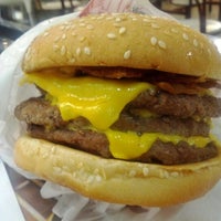 Photo taken at Burger King by Thiago M. on 9/5/2012