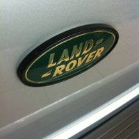 Снимок сделан в Jaguar / Land Rover пользователем Victor M. 6/18/2012