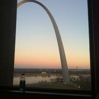 st louis regency hyatt arch