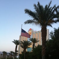 Foto tomada en River Palms Resort Hotel &amp;amp; Casino  por Louis M. el 5/6/2012