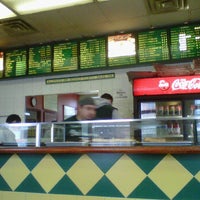 รูปภาพถ่ายที่ Dino&amp;#39;s Pizza &amp;amp; Pasta โดย Michala เมื่อ 3/4/2012