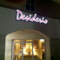 2/20/2012 tarihinde Chris Y.ziyaretçi tarafından Desiderio Italian-American Grill'de çekilen fotoğraf