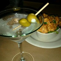 Photo taken at Bonefish Grill by Leo K. on 2/14/2012