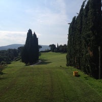 Foto tomada en Golf Club Ugolino  por Carlo S. el 5/25/2012