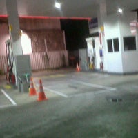 Photo taken at Shell by riqsa n. on 5/8/2012