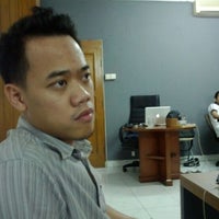 Photo taken at Yotomo Indonesia by Aditya B. on 3/29/2012