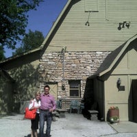 Yellow Rock Barn Kansas City Mo